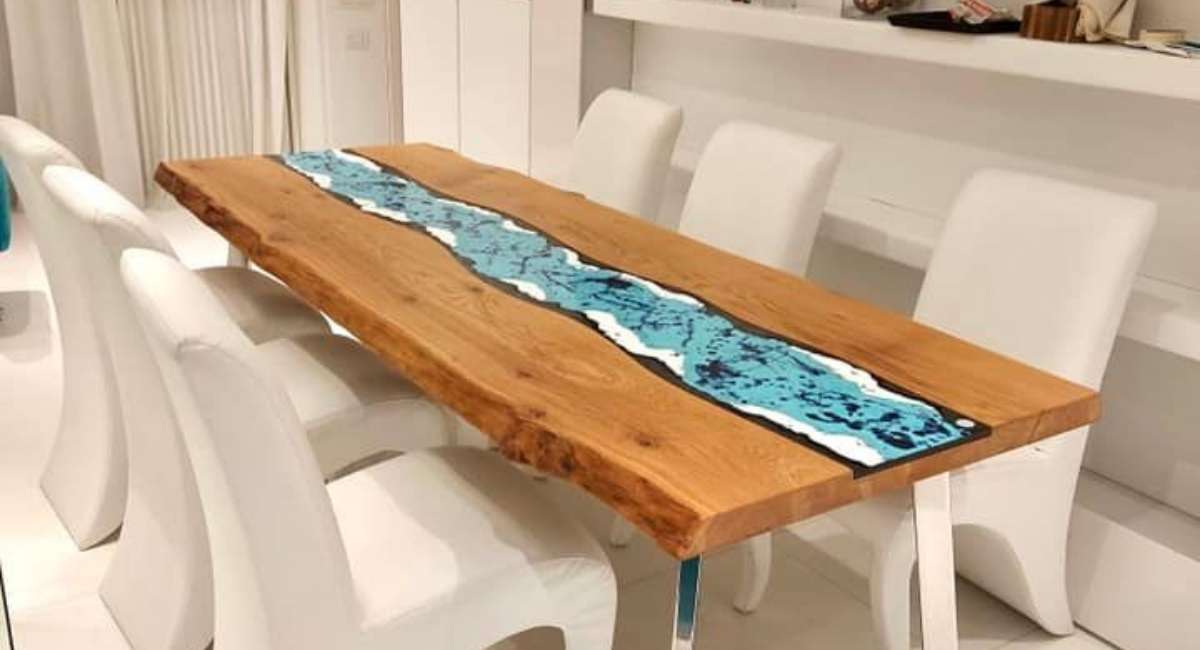 tavolo in massello di rovere con inserto in maiolica falegnameria artigianale spagnesi9punto8 pistoia